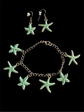 Green Verdigris Starfish Bracelet and Earrings Set  - NWT